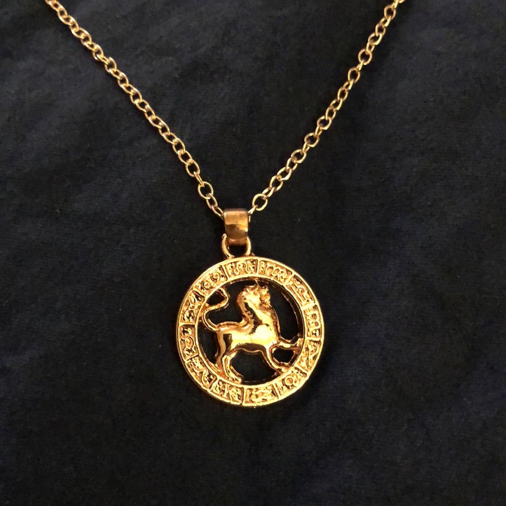 Leo Zodiac Sign Necklace Brand New!! Other Signs Available!